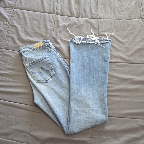 Light Blue Frayed Hem Women Jeans - Picture 1 of 3